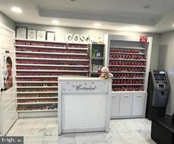 155 N ROUTE 73, West Berlin, NJ 08091