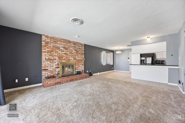 6417 Olympia Drive, Bakersfield, CA 93309