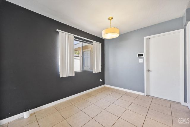 6417 Olympia Drive, Bakersfield, CA 93309