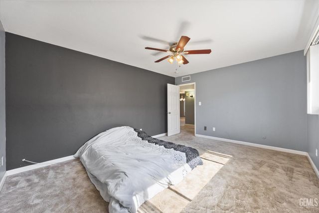 6417 Olympia Drive, Bakersfield, CA 93309