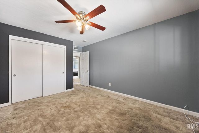 6417 Olympia Drive, Bakersfield, CA 93309