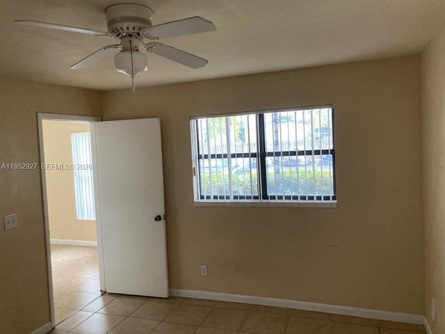 8705 NW 39th St 0, Sunrise, FL 33351