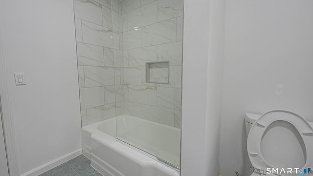 24 Sunfield Circle, Waterbury, CT 06708