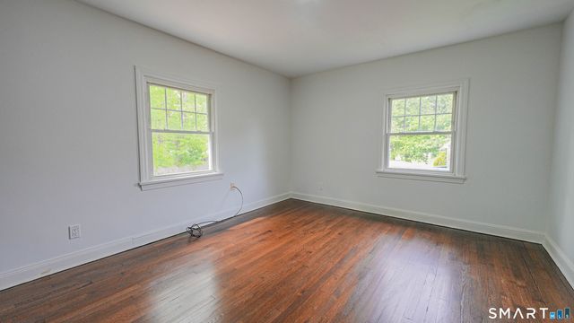 24 Sunfield Circle, Waterbury, CT 06708