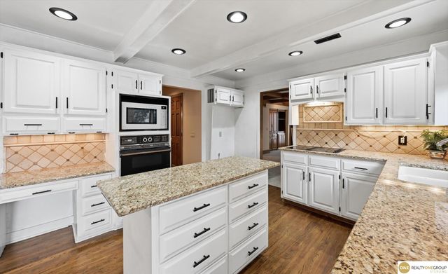 1693 S 153rd Street, Omaha, NE 68144
