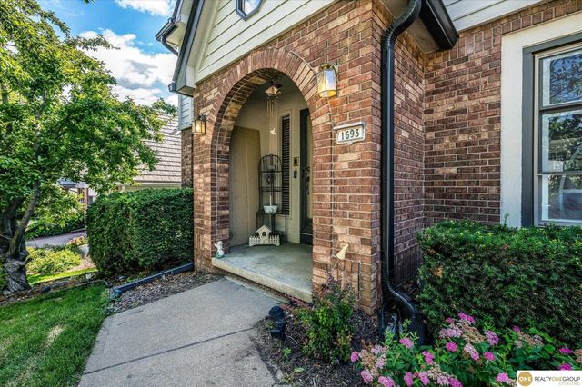 1693 S 153rd Street, Omaha, NE 68144
