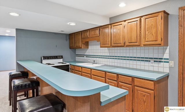 1693 S 153rd Street, Omaha, NE 68144