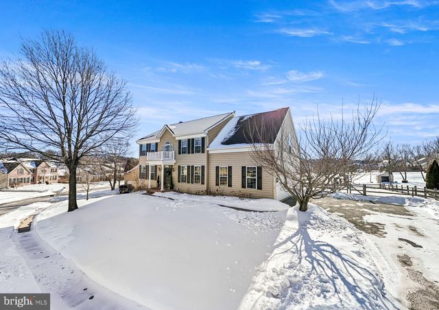 38 WICK DR, Parkesburg, PA 19365