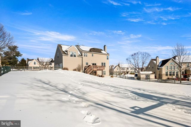 38 WICK DR, Parkesburg, PA 19365