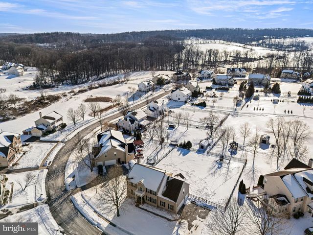 38 WICK DR, Parkesburg, PA 19365