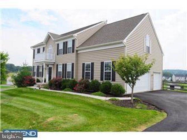 38 WICK DR, Parkesburg, PA 19365