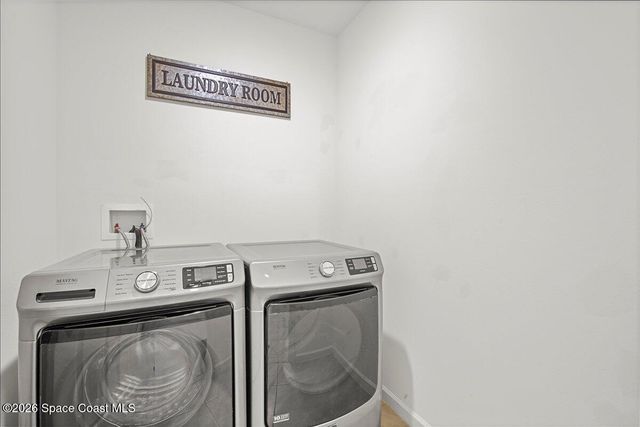 3884 Sandhill Crane Circle, Mims, FL 32754