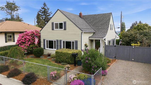 3631 E I Street, Tacoma, WA 98404