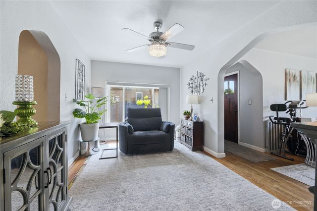 3631 E I Street, Tacoma, WA 98404