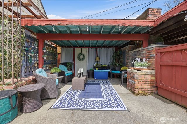 3631 E I Street, Tacoma, WA 98404