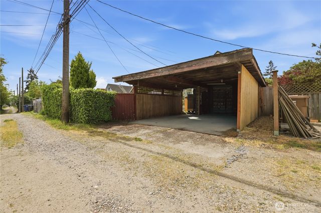 3631 E I Street, Tacoma, WA 98404