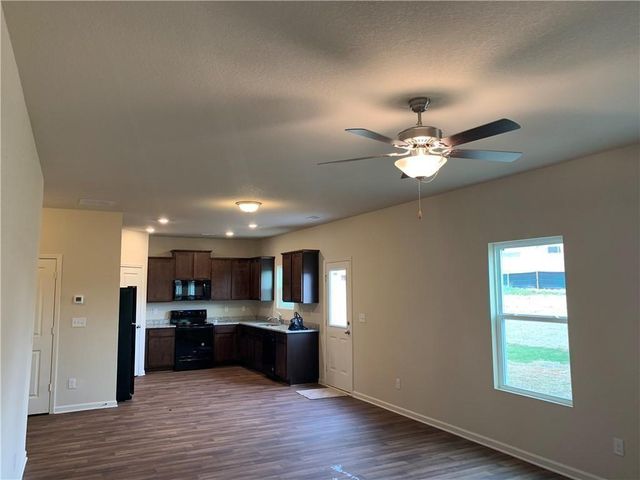 788 Independence Avenue, Pendergrass, GA 30567