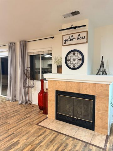 9804 Battersea Park Drive, Bakersfield, CA 93312