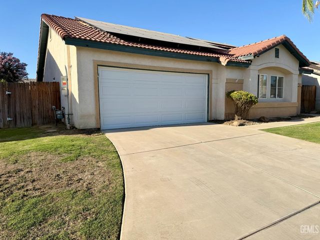 9804 Battersea Park Drive, Bakersfield, CA 93312