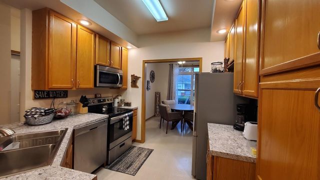 2226 Lower Afton Road E, Saint Paul, MN 55119