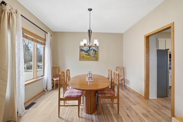 20355 Jupiter Way, Lakeville, MN 55044