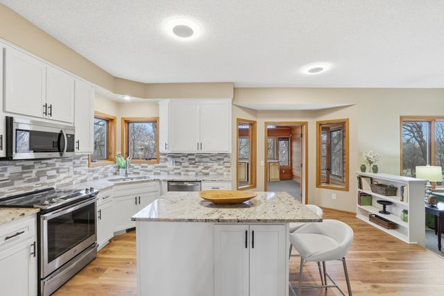 20355 Jupiter Way, Lakeville, MN 55044