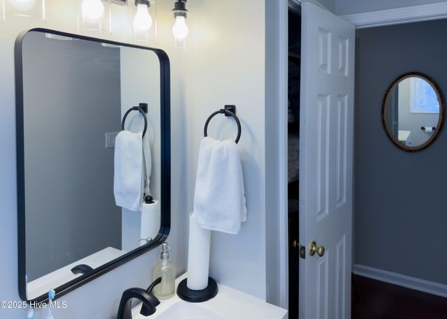 806 Midland Drive, Wilmington, NC 28412