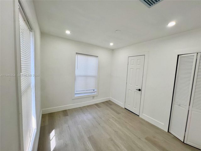 1800 SW 3rd St B, Miami, FL 33135