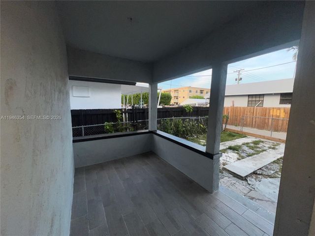 1800 SW 3rd St B, Miami, FL 33135