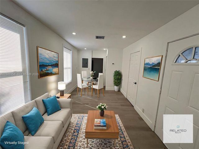 1800 SW 3rd St B, Miami, FL 33135