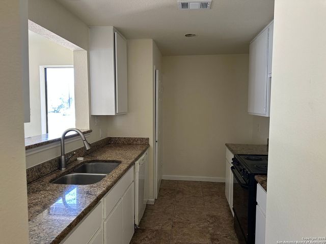 603 Oak Park Dr Unit 603, Boerne, TX 78006