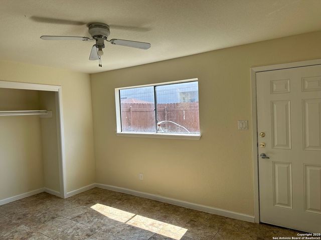 603 Oak Park Dr Unit 603, Boerne, TX 78006