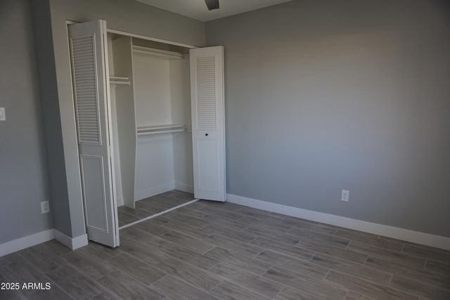 5607 N 73RD Avenue, Glendale, AZ 85303