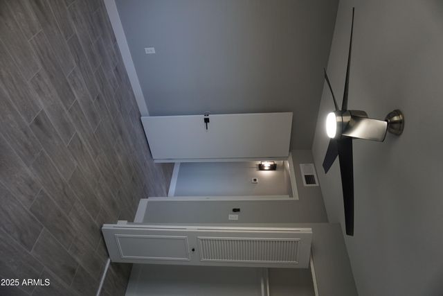 5607 N 73RD Avenue, Glendale, AZ 85303