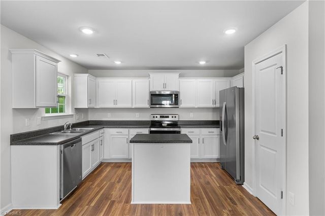 2044 Longshadow Street, Rural Hall, NC 27045
