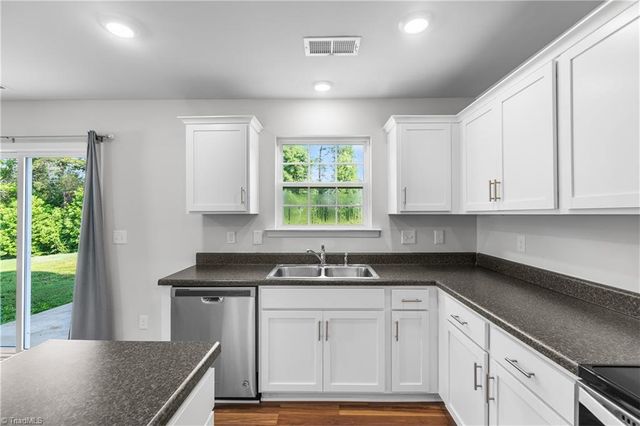 2044 Longshadow Street, Rural Hall, NC 27045