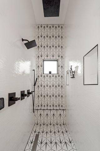 3918B Caylor Dr, Nashville, TN 37215