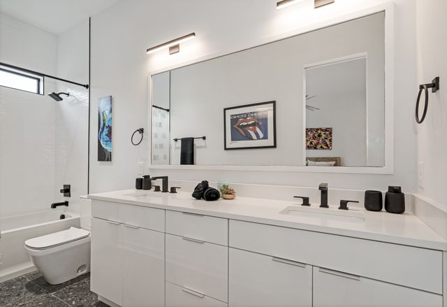 3918B Caylor Dr, Nashville, TN 37215