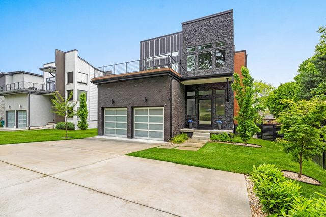 3918B Caylor Dr, Nashville, TN 37215