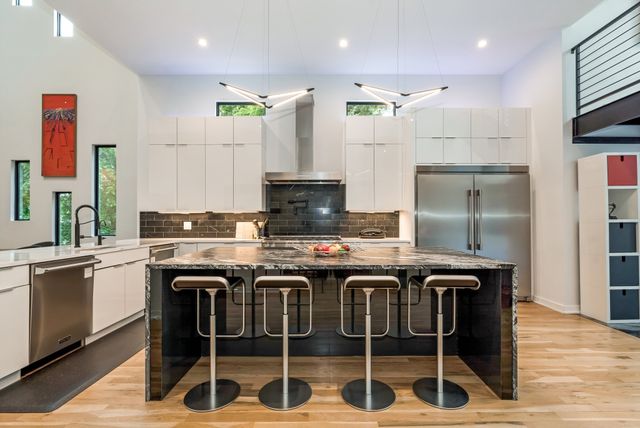 3918B Caylor Dr, Nashville, TN 37215