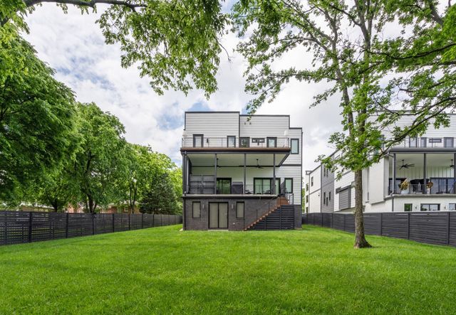 3918B Caylor Dr, Nashville, TN 37215