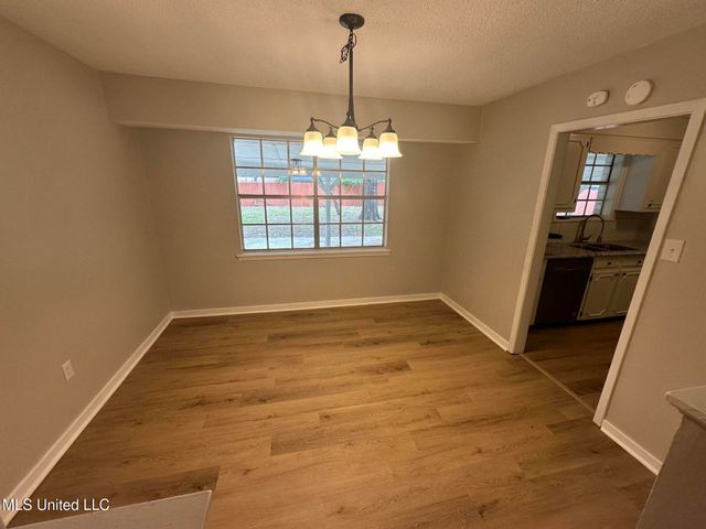 105 Poplar Drive, Brandon, MS 39047