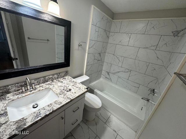 105 Poplar Drive, Brandon, MS 39047