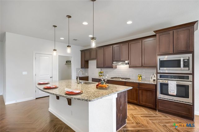 216 Wild Sage Lane, Liberty Hill, TX 78642