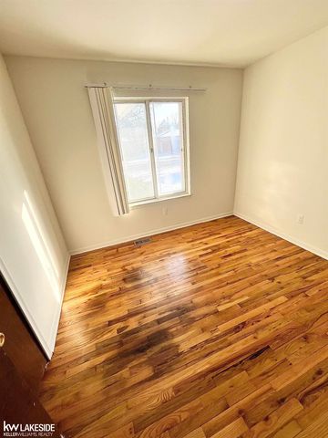 31287 Mc Namee Street, Fraser, MI 48026