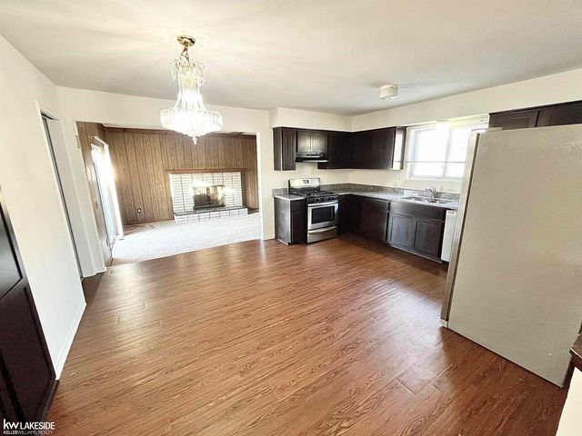 31287 Mc Namee Street, Fraser, MI 48026