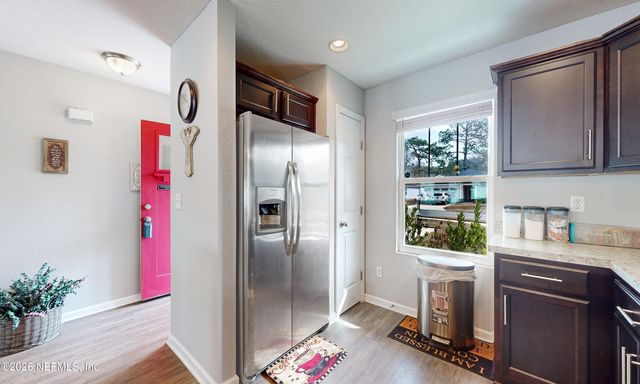 1347 SARAH'S LANDING Drive, Jacksonville, FL 32221