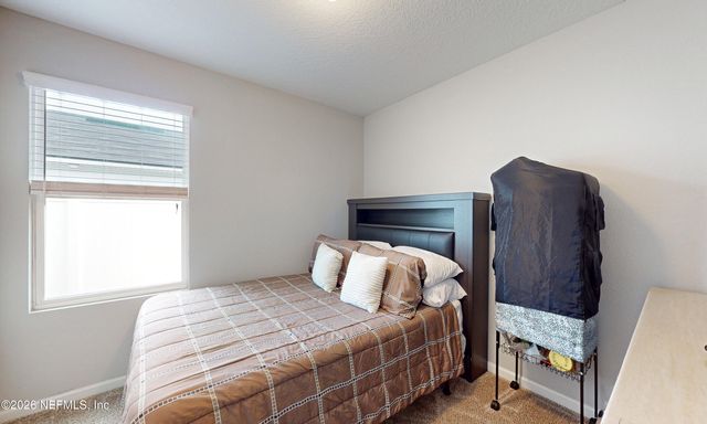 1347 SARAH'S LANDING Drive, Jacksonville, FL 32221