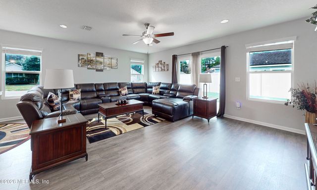 1347 SARAH'S LANDING Drive, Jacksonville, FL 32221