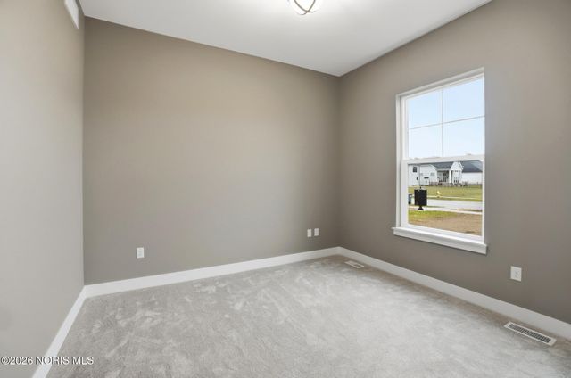 140 Barton Creek Drive, Perrysburg, OH 43551